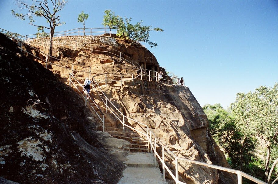 Pandav-Caves